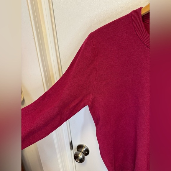Women’s maroon lightweight crewneck sweater cozy soft and fitted plus size XS - Picture 3 of 11